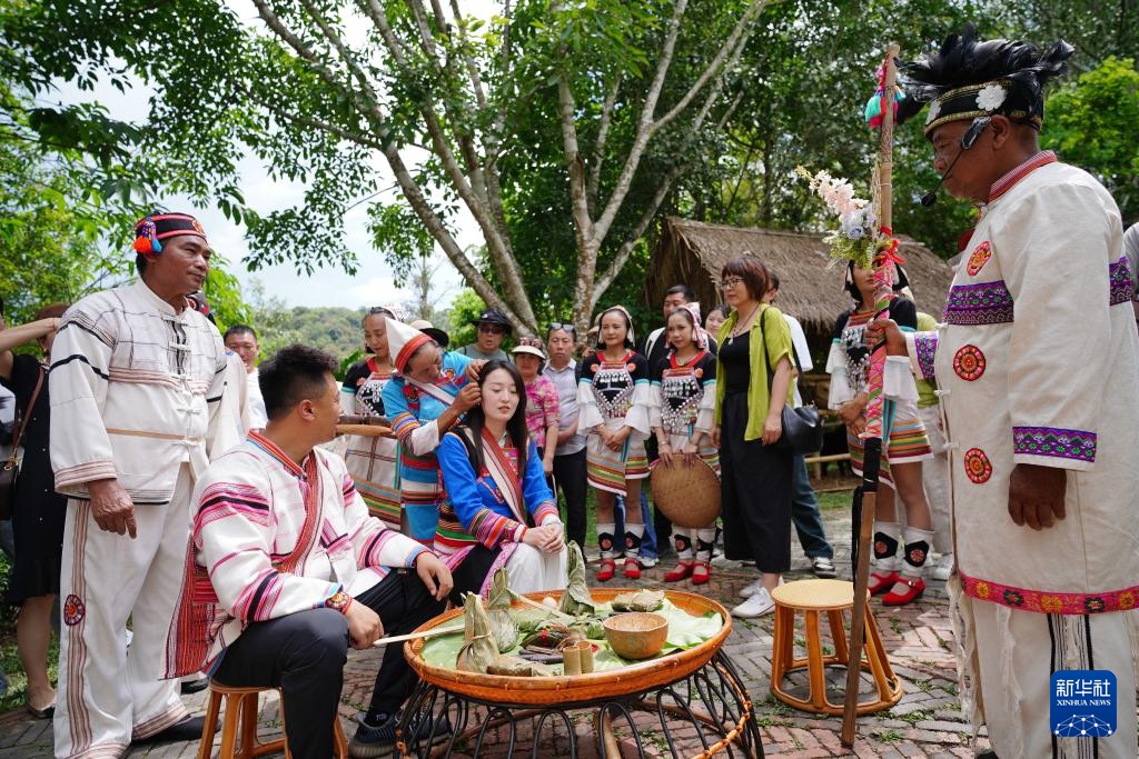 云南基诺山:雨林深处的古调新声 云南基诺山:雨林深处的古调新声