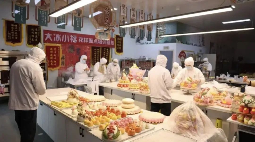 “妈妈不必二选一”！2300个岗位背后的暖心设计