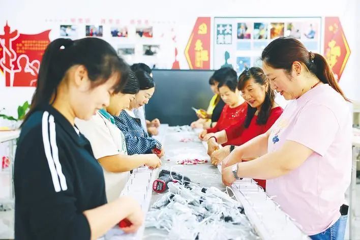 “妈妈不必二选一”！2300个岗位背后的暖心设计