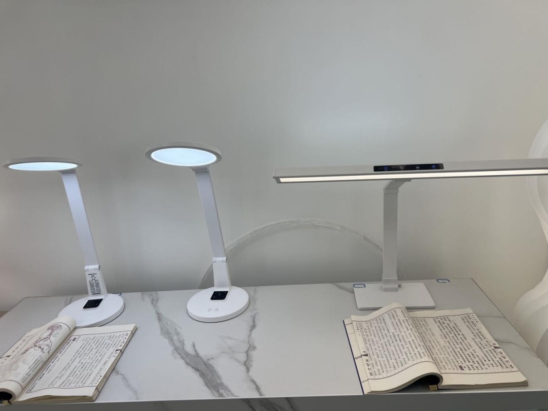 “护眼台灯”乱象调查