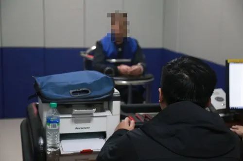 持枪杀人逃匿,警方不懈追凶破获30年前命案! 持枪杀人逃匿,警方不懈追凶破获30年前命案!