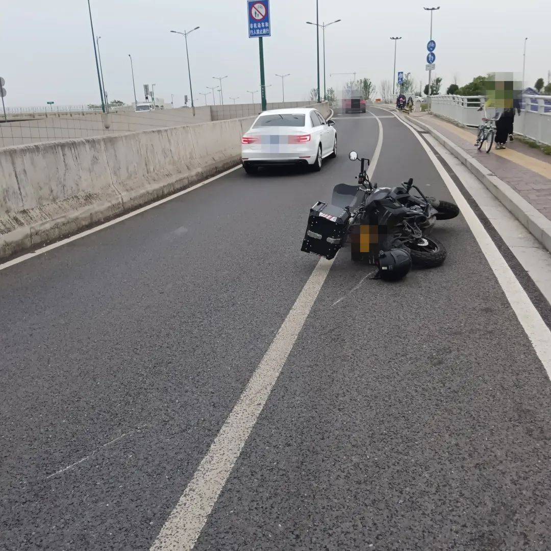 “人差点没了,已报警!”男子骑行中遭风筝线勒喉,如何维权?律师提醒 “人差点没了,已报警!”男子骑行中遭风筝线勒喉,如何维权?律师提醒