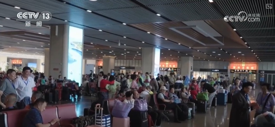 “新”文旅催生“新鲜职业”“新潮消费” 民生产业、幸福产业释放炫彩“新”活力 “新”文旅催生“新鲜职业”“新潮消费” 民生产业、幸福产业释放炫彩“新”活力