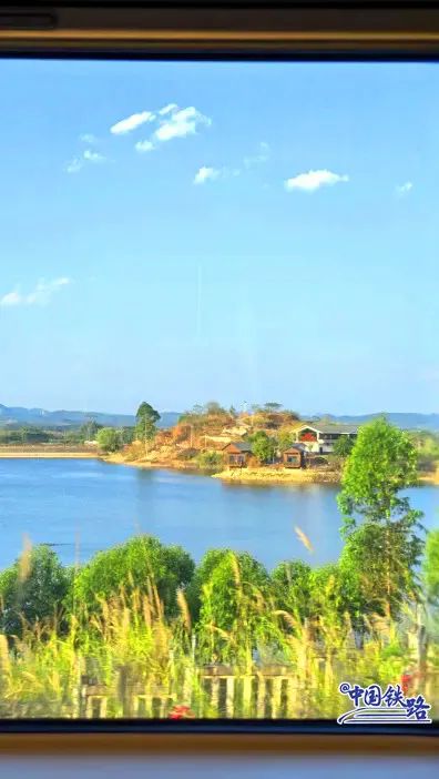 坐高铁不想看手机的原因，找到了！