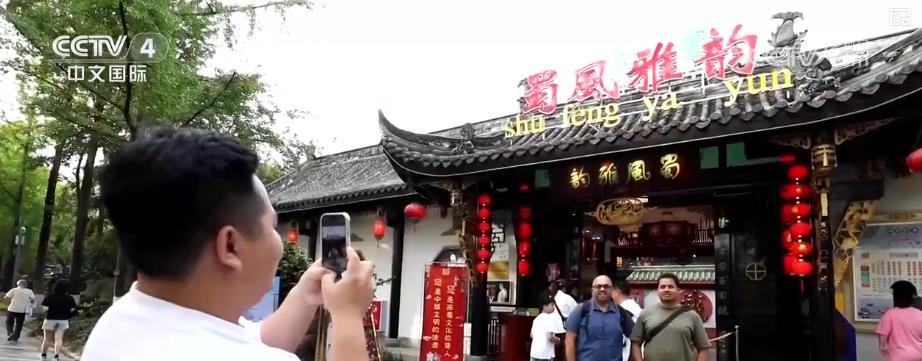 “带着空箱”到中国买买买成新趋势 “购在中国”蔚然成风 “带着空箱”到中国买买买成新趋势 “购在中国”蔚然成风