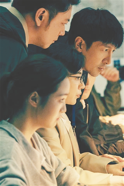 巧妙平衡真实性与戏剧性（新作速评）