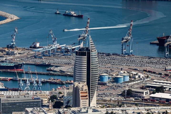 胡塞武装宣布对以色列海法港实施海上封锁