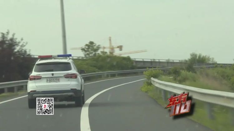 名酒专卖店遭窃,却只偷走了16个冰激凌?顺藤摸瓜,上海警方破获系列盗窃案 名酒专卖店遭窃,却只偷走了16个冰激凌?顺藤摸瓜,上海警方破获系列盗窃案