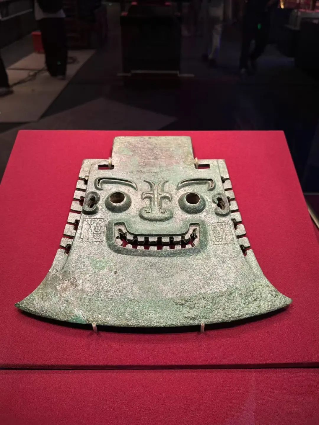 看·见殷商 | 商代顶流组团来京,赴一场3500年之约 看·见殷商 | 商代顶流组团来京,赴一场3500年之约