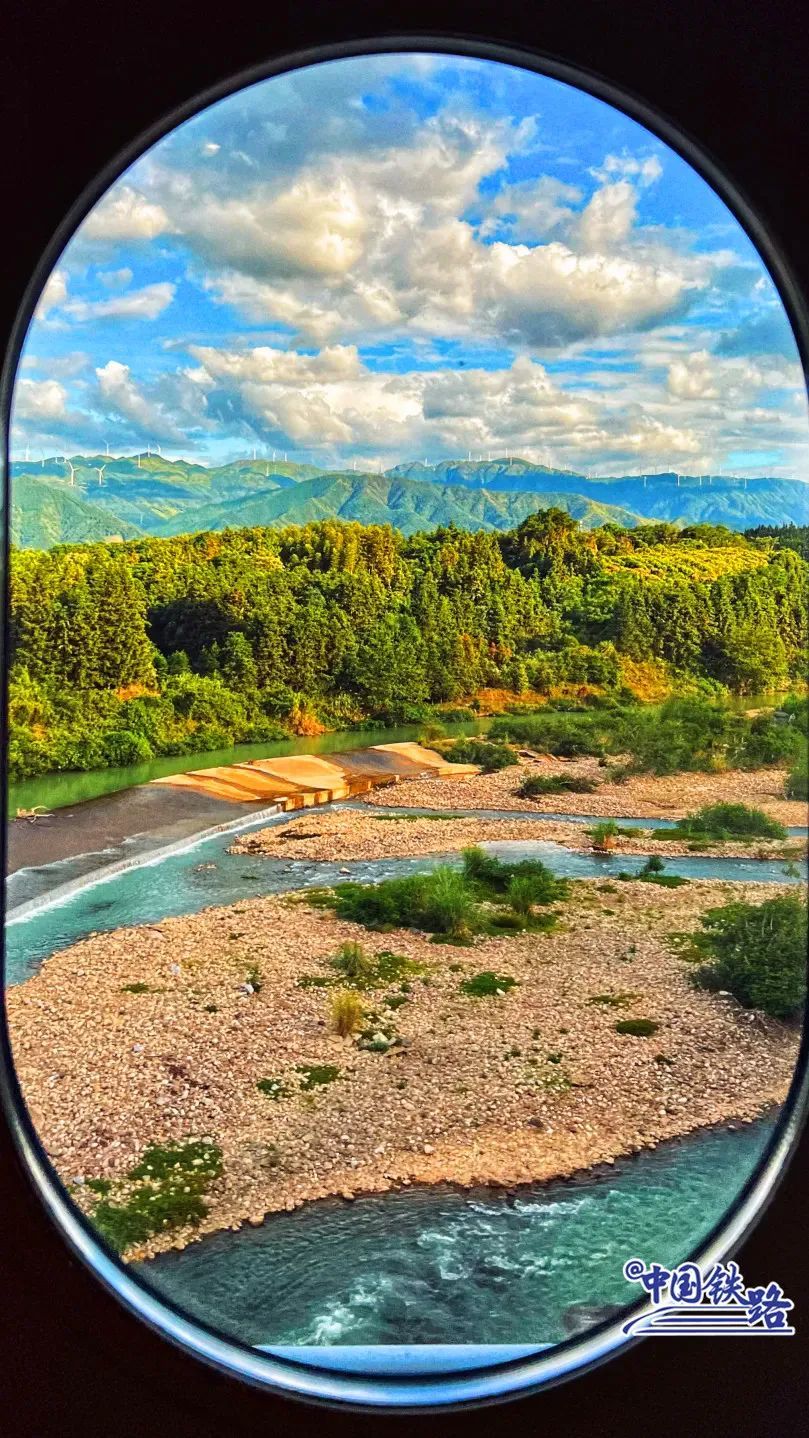 坐高铁不想看手机的原因，找到了！