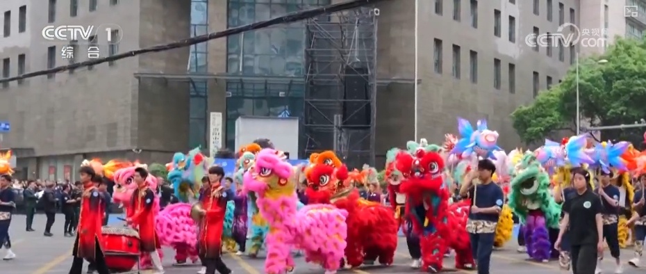 “新”文旅催生“新鲜职业”“新潮消费” 民生产业、幸福产业释放炫彩“新”活力 “新”文旅催生“新鲜职业”“新潮消费” 民生产业、幸福产业释放炫彩“新”活力