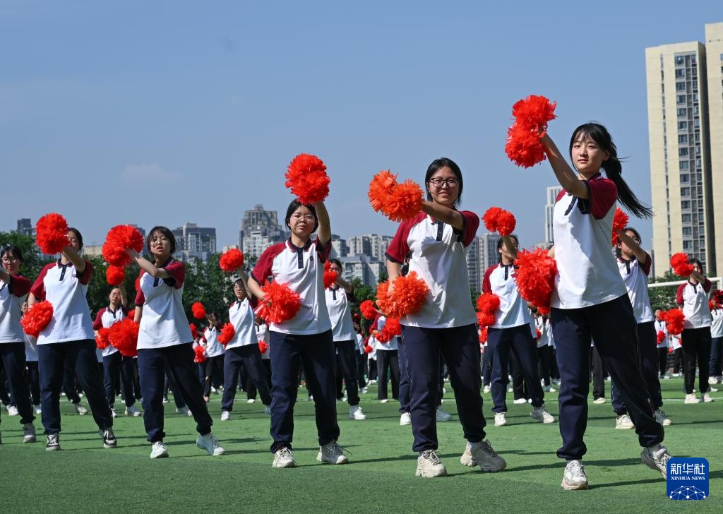 重庆中小学为学生量身定制“花式”大课间
