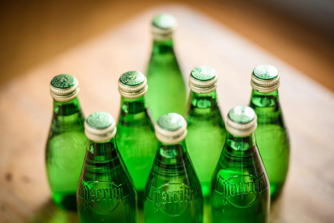 欺诈消费者!“巴黎水”丑闻调查报告曝光 欺诈消费者!“巴黎水”丑闻调查报告曝光