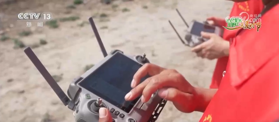 “科学防控+精准服务”各地积极应对旱情 保障高温天气农业生产 “科学防控+精准服务”各地积极应对旱情 保障高温天气农业生产