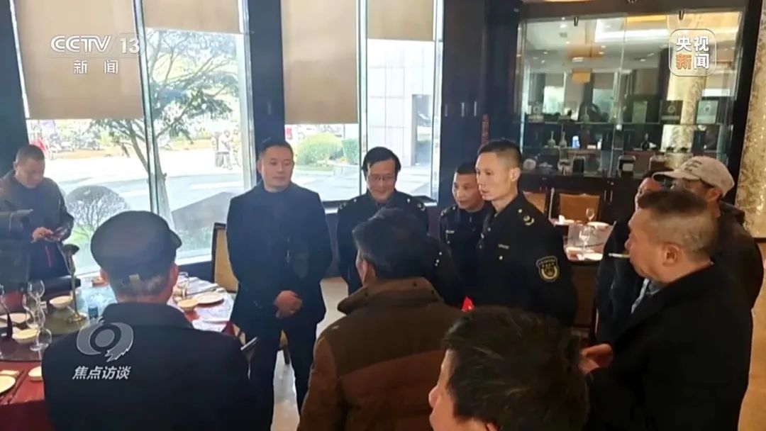 售假手段又翻新 警惕化肥“忽悠团”的坑农套路 售假手段又翻新 警惕化肥“忽悠团”的坑农套路