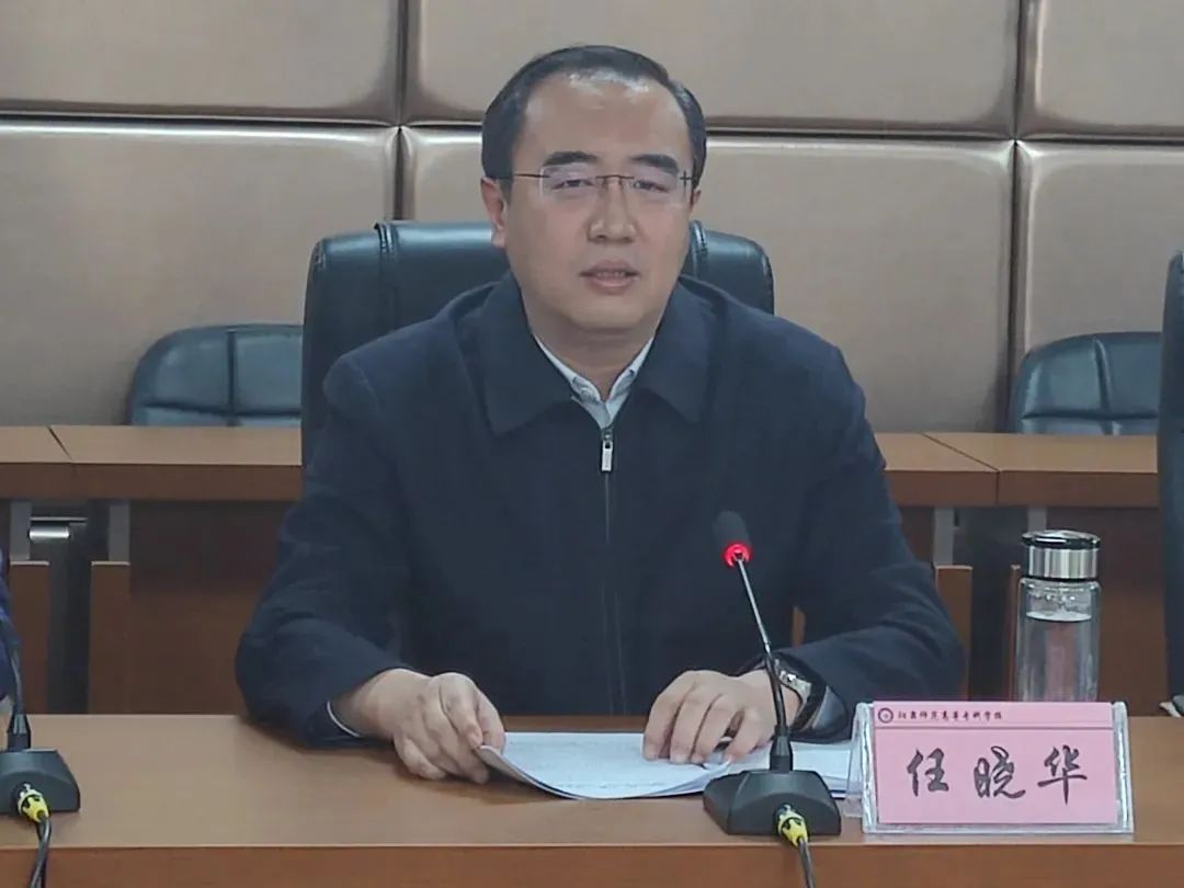 任晓华被决定逮捕,曾被通报追求低级趣味、长期参与带彩娱乐活动 任晓华被决定逮捕,曾被通报追求低级趣味、长期参与带彩娱乐活动