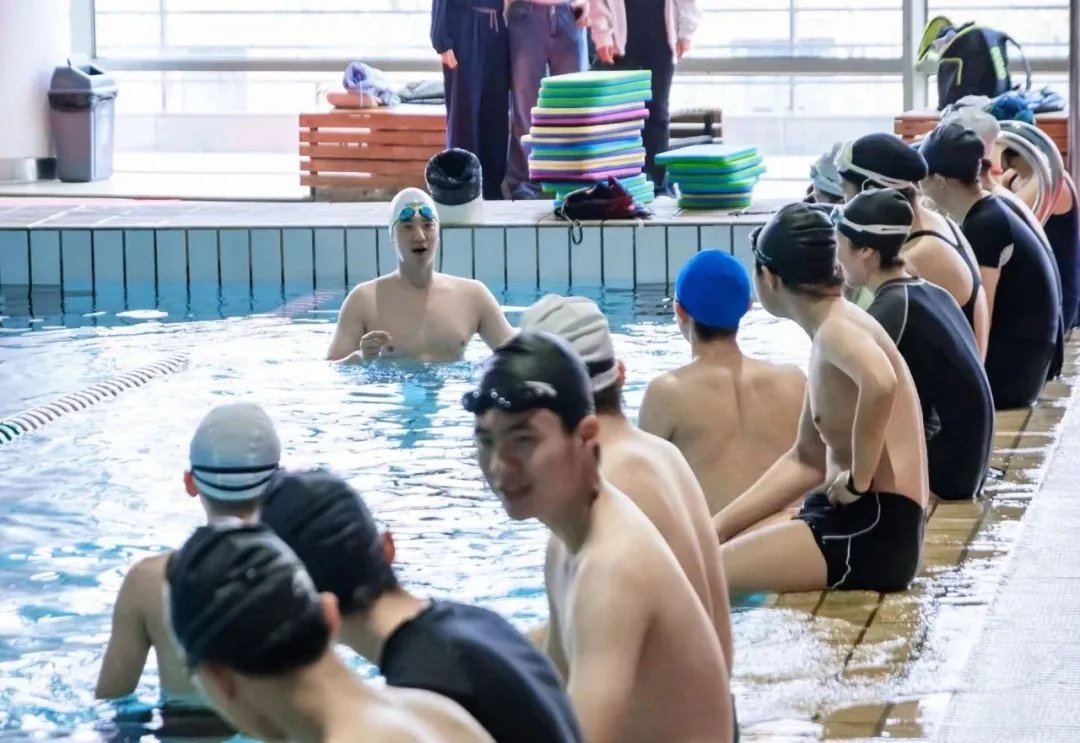 “我要是有这样的老师,那减肥可就来劲了!”(附瘦身方法) “我要是有这样的老师,那减肥可就来劲了!”(附瘦身方法)