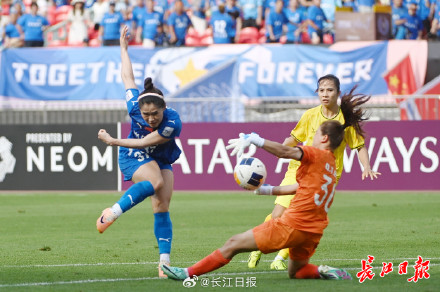 武汉女足2比0击败越南胡志明市女足，挺进决赛