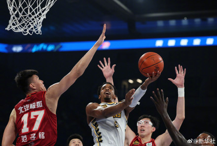 广厦队首夺CBA总冠军