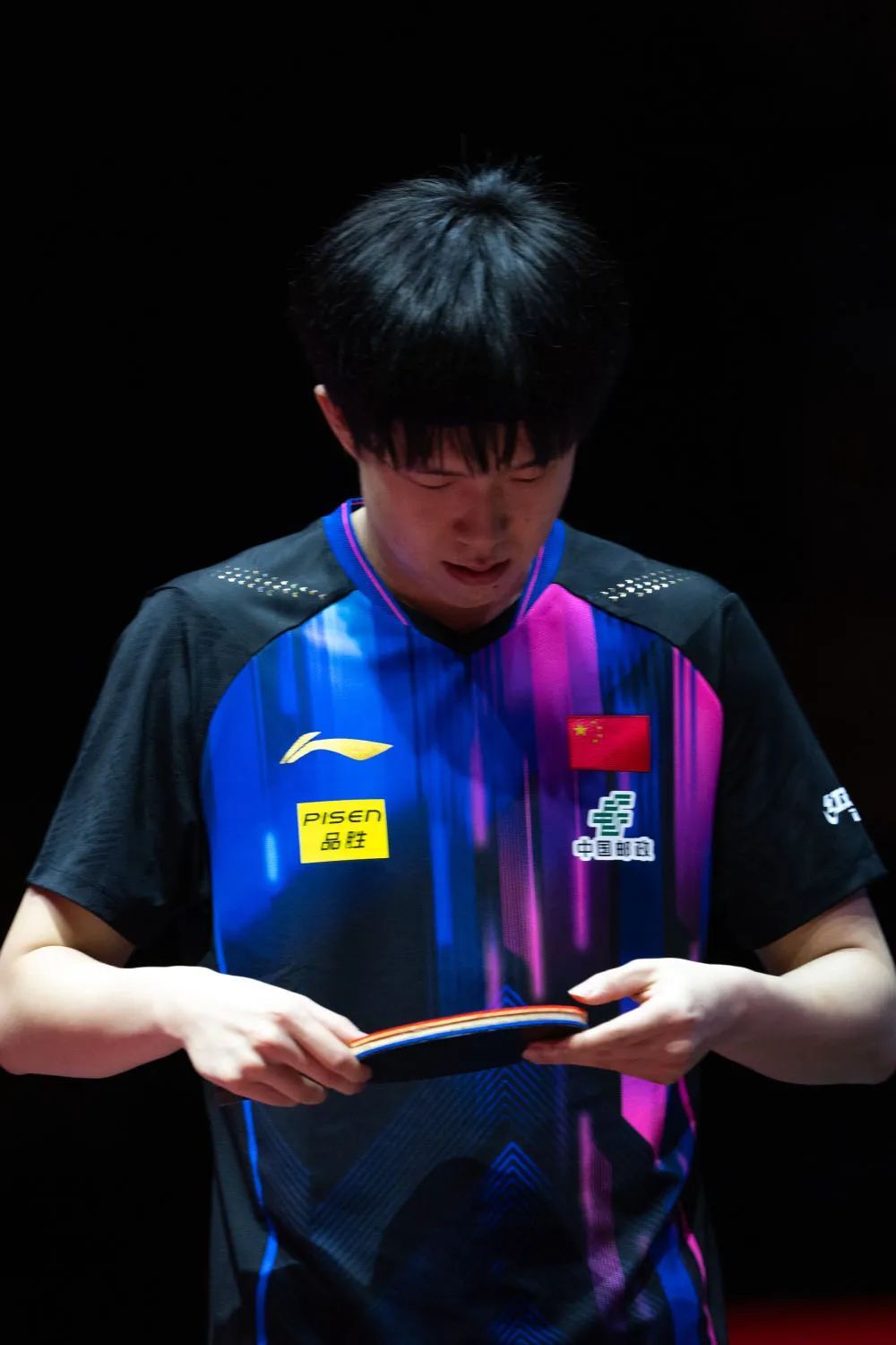 王楚钦球拍受损，检测过程揭秘