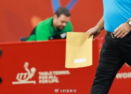 多哈世乒赛更换球拍封装袋 由B5硬袋更换为A4超软纸袋 多哈世乒赛更换球拍封装袋 由B5硬袋更换为A4超软纸袋