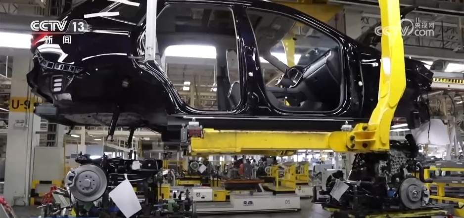 经济向新向好背后：透过数据看政策“组合拳”持续发力显效