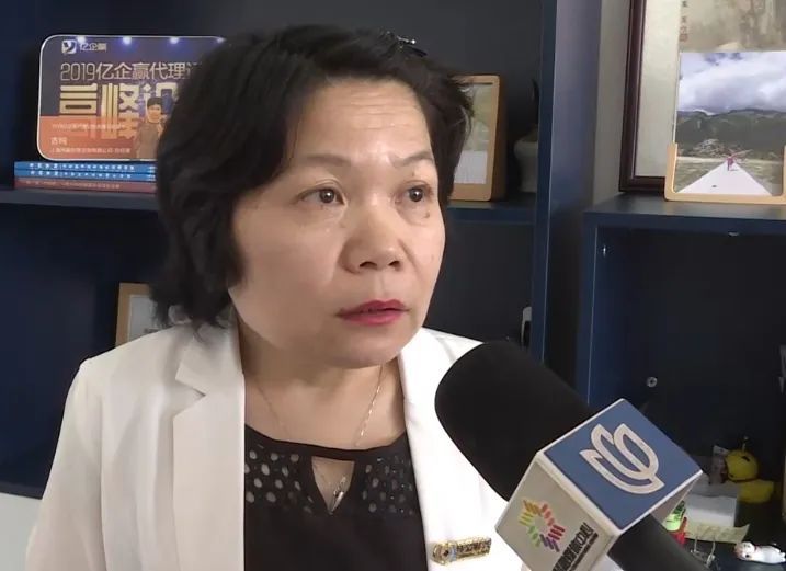 2000度近视、1米35身高...他们在上海能找到工作吗? 2000度近视、1米35身高...他们在上海能找到工作吗?