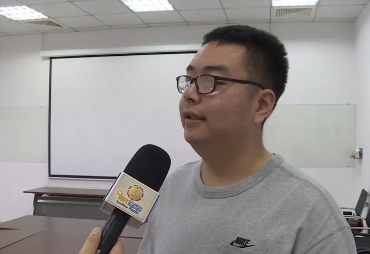 2000度近视、1米35身高...他们在上海能找到工作吗? 2000度近视、1米35身高...他们在上海能找到工作吗?