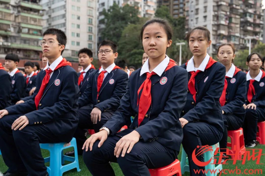 7月起施行！广东：不得以任何方式强制购买中小学校服或捆绑销售