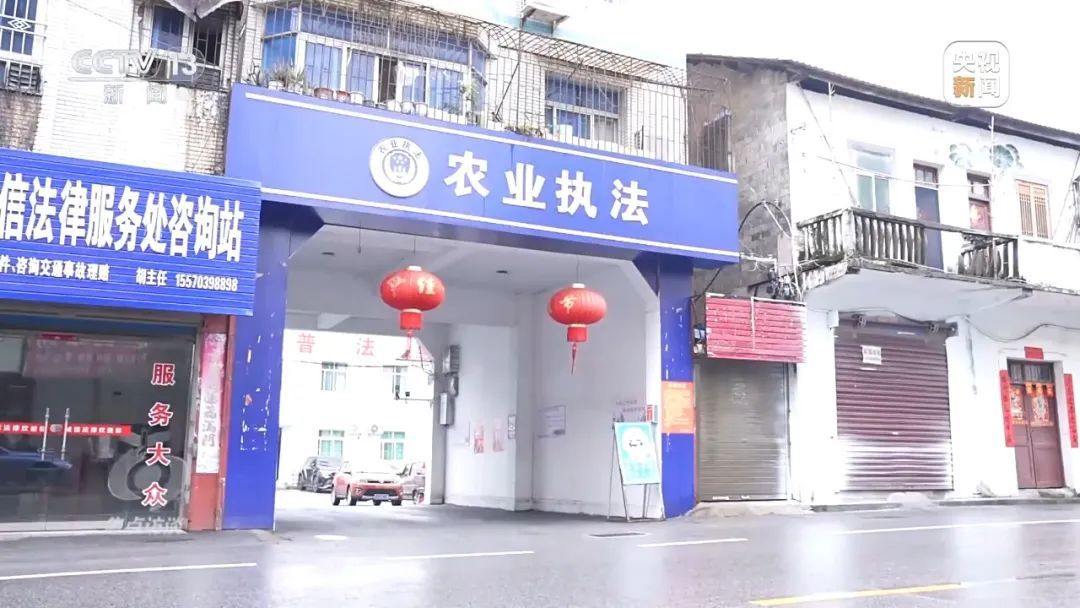 售假手段又翻新 警惕化肥“忽悠团”的坑农套路 售假手段又翻新 警惕化肥“忽悠团”的坑农套路