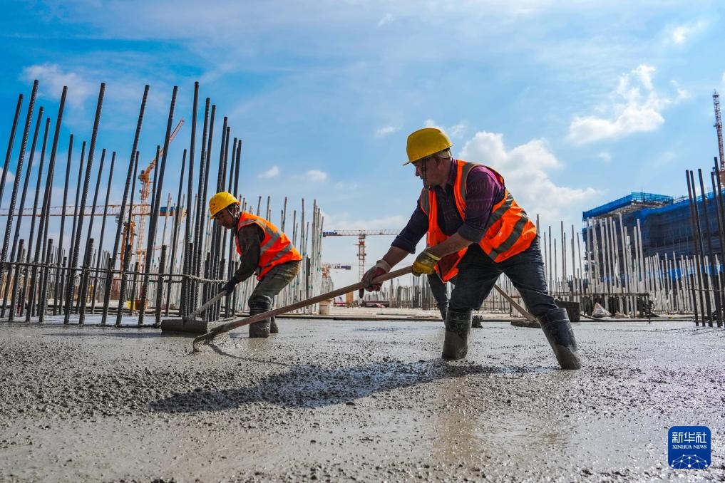 渝昆高铁长水机场站建设取得新进展 渝昆高铁长水机场站建设取得新进展