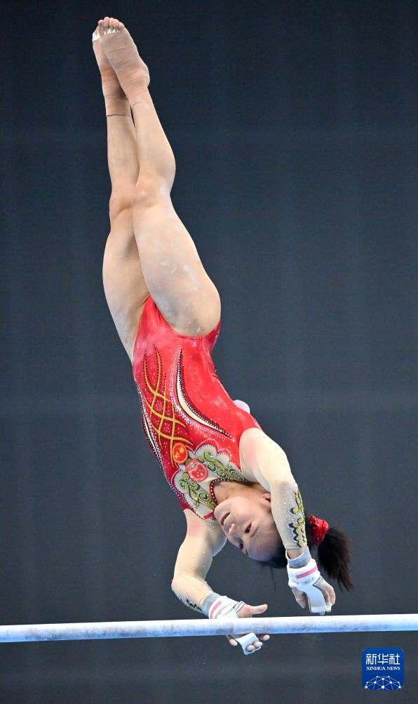 全国体操锦标赛：张清颖夺得女子个人全能冠军
