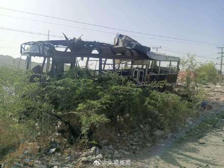 巴基斯坦一校车爆炸5名儿童死亡 巴基斯坦一校车爆炸5名儿童死亡