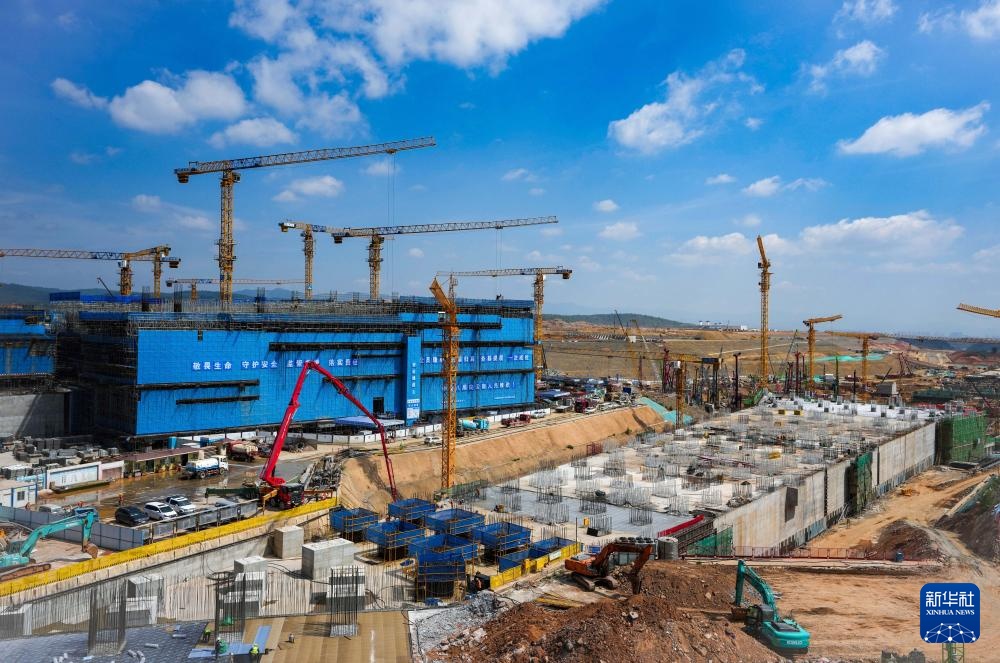 渝昆高铁长水机场站建设取得新进展 渝昆高铁长水机场站建设取得新进展