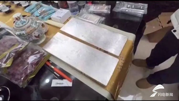 小伙自称泰山老奶奶“碧霞元君”化身,“发功”捞金400余万元!警方提醒 小伙自称泰山老奶奶“碧霞元君”化身,“发功”捞金400余万元!警方提醒