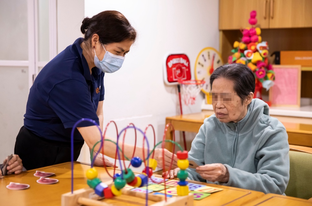 广州老年人口数据出炉:全市近213万老人,越秀、海珠、荔湾区排前三 广州老年人口数据出炉:全市近213万老人,越秀、海珠、荔湾区排前三