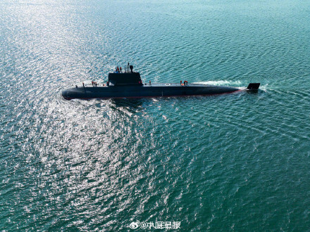 转存大图！潜艇训练硬核大片