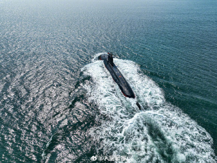 转存大图！潜艇训练硬核大片