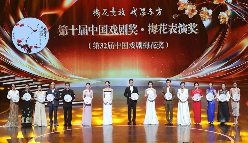 上海两位著名演员拿下榜一榜二！她如愿了，仿佛浴火重生