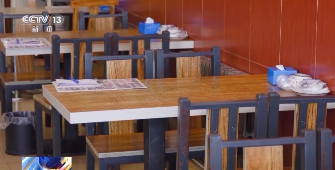 饭店女老板被醉酒顾客打后还手，被定性为互殴！检察官发现关键细节，案件改判