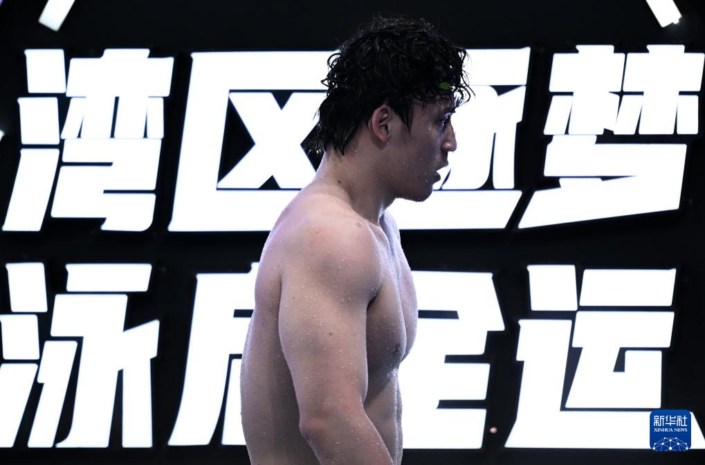 全国游泳冠军赛:潘展乐获男子100米自由泳冠军 全国游泳冠军赛:潘展乐获男子100米自由泳冠军
