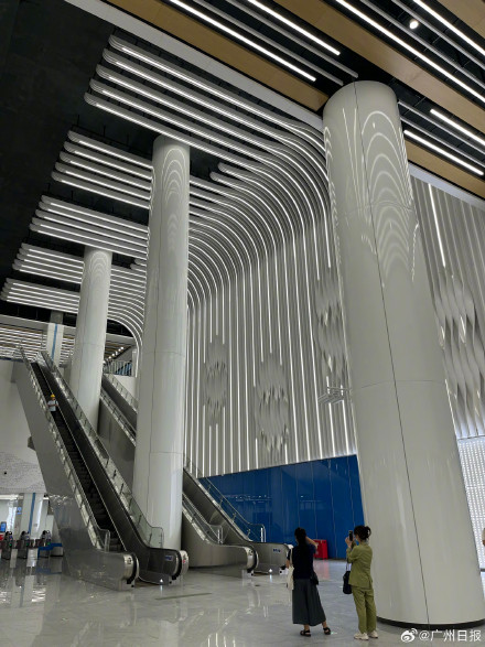 实现全自动运行!广州地铁10号线西塱至杨箕东27分钟 实现全自动运行!广州地铁10号线西塱至杨箕东27分钟