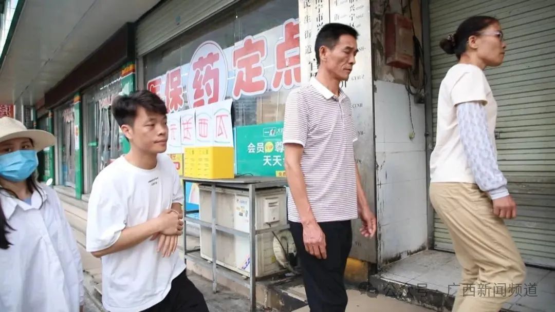 南宁燕子岭高空坠窗事件进展:双方首次调解,语语可以开口说话了 南宁燕子岭高空坠窗事件进展:双方首次调解,语语可以开口说话了