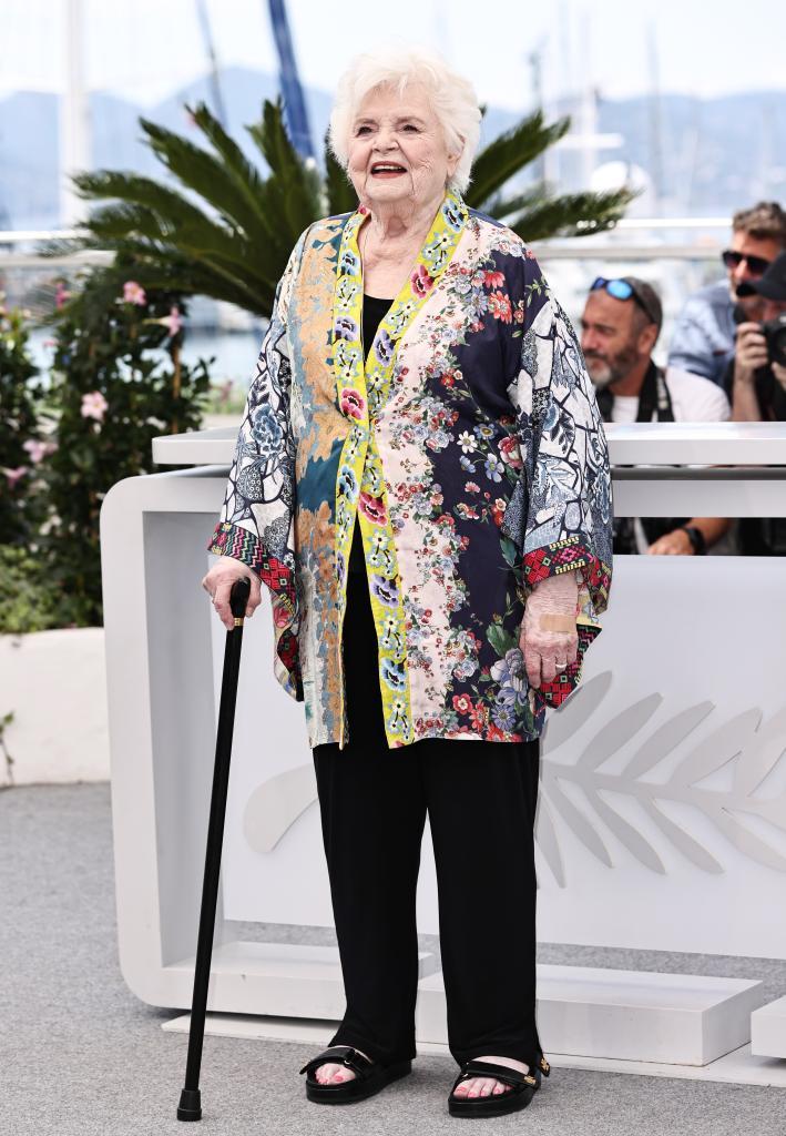 戛纳电影节：斯嘉丽·约翰逊执导影片《了不起的埃莉诺》入围“一种关注”单元