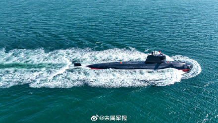 转存大图！潜艇训练硬核大片