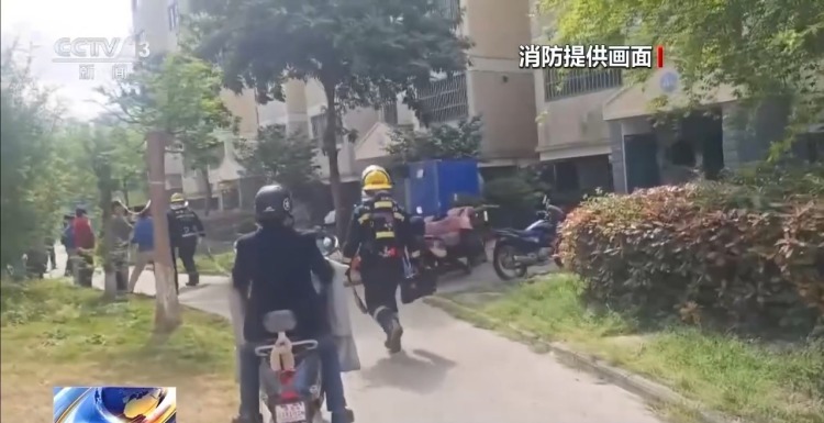 充电线车内自燃 消防实测触目惊心：充电器长时间不拔隐患大