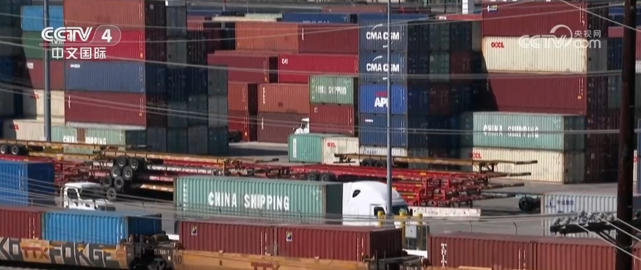 美知名百货零售商下调销售预期 经济学家唱衰美国经济