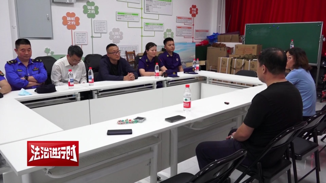 北京一名六旬大妈收集废品堵塞楼道两年 &nbsp;邻居被迫搬家