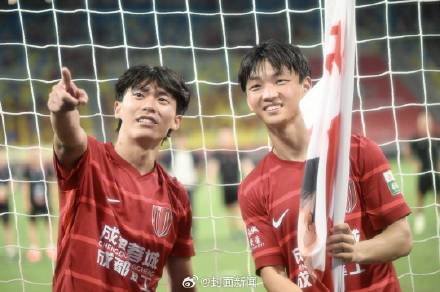 29岁归化球员杨明洋首次入选国足 29岁归化球员杨明洋首次入选国足