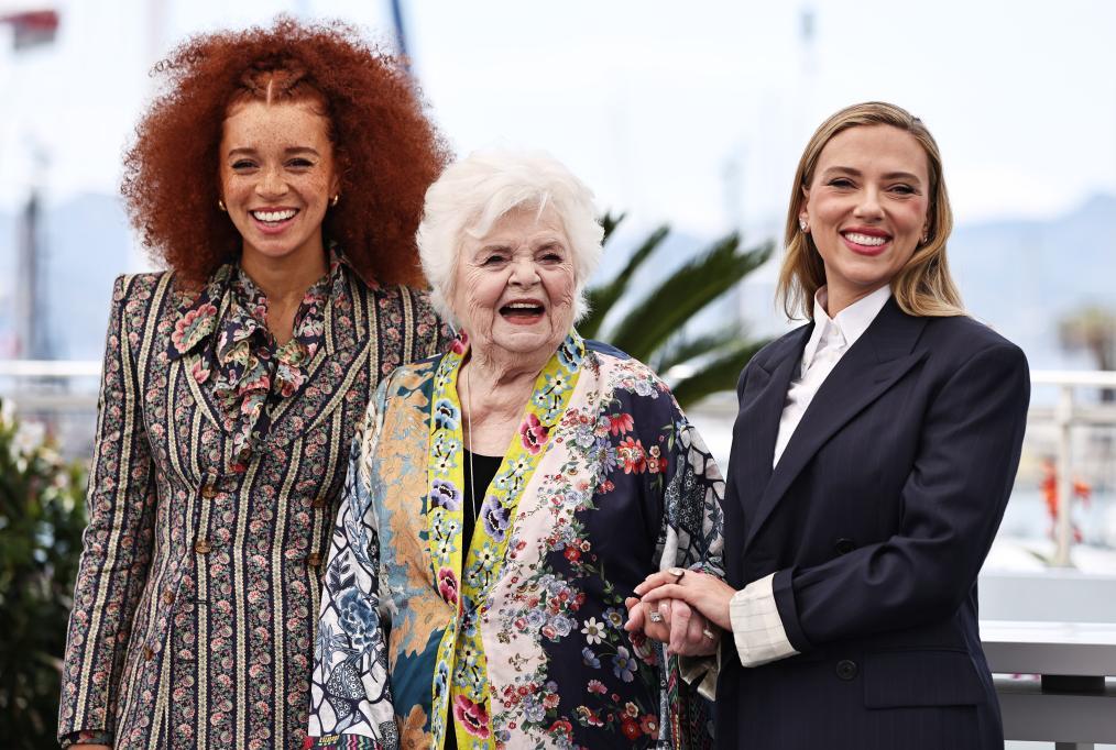 戛纳电影节：斯嘉丽·约翰逊执导影片《了不起的埃莉诺》入围“一种关注”单元
